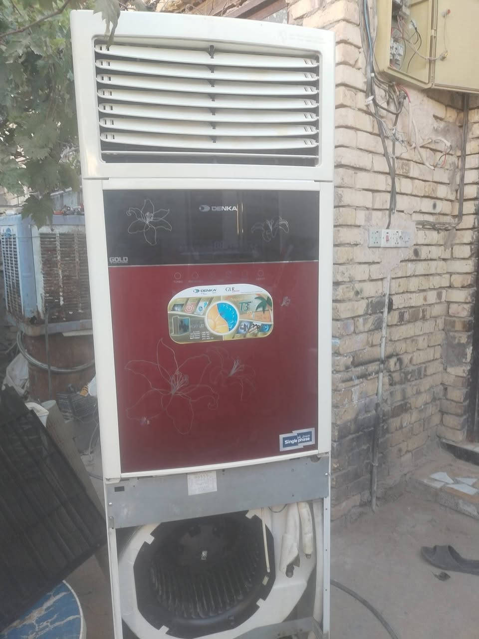 سبلت دنكا ٣طن بلادي منصوب حاليا ثلج انسه يفصل
بابل الحمزه الغربي
***********
