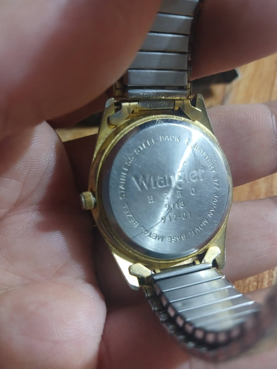 ساعه باله طلعتلي بهذا الشكل شغاله نضافته 100% بالعافيه الي ياخذها قيم واخذ يوجد توصيل  كافه محافظات العراق


**إذا كنت صاحب هذا الإعلان وتريد حذفه لأي سبب، رجاءا أرسل رسالة إلى الدعم الفني**