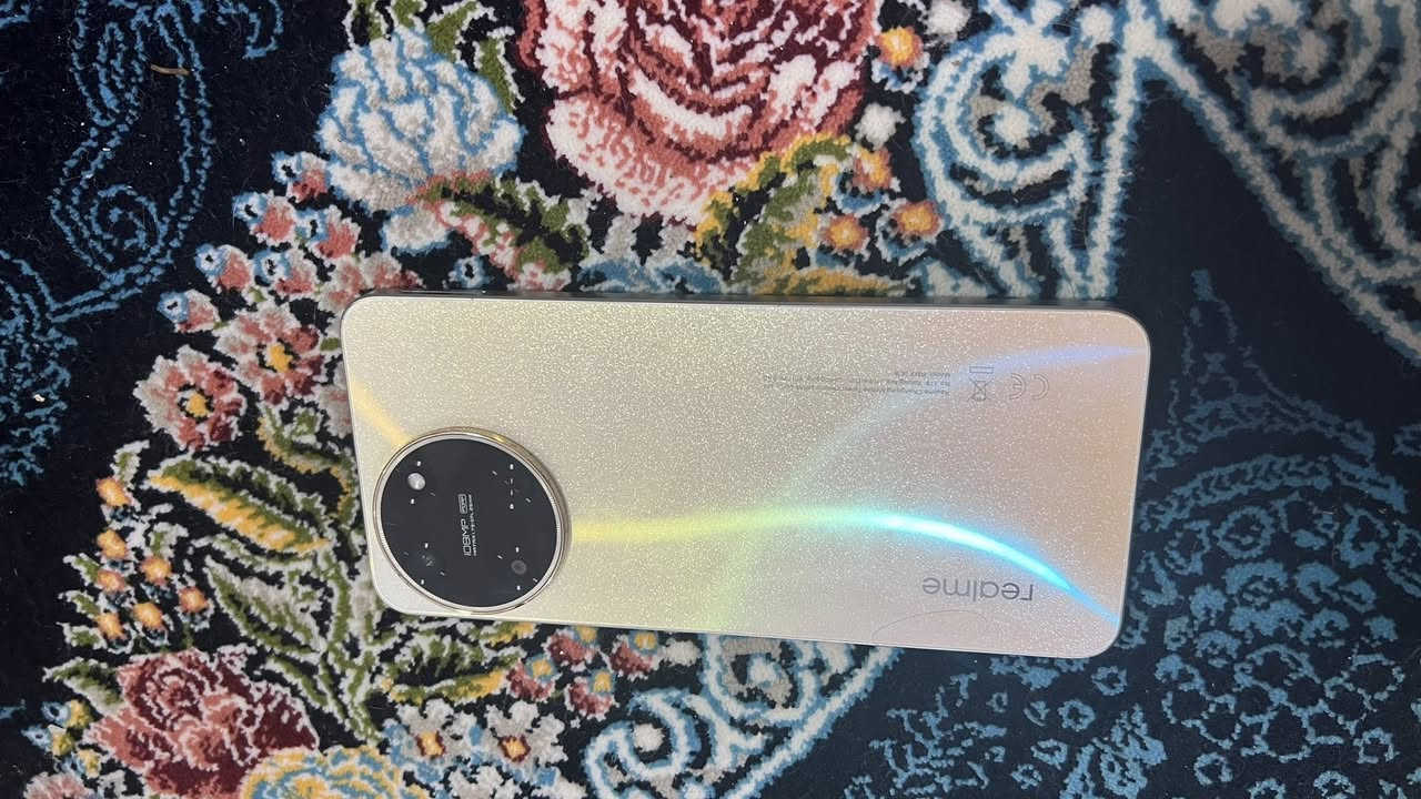 السلام عليكم
ريملي 11G5
ذاكره 256
بطاريه6000
مكفول من كلشي
السعر ١٧٠ وبي مجال
مكاني كوت حي الجامعه 
***********متواجد ع فيس وواتساب فقط
