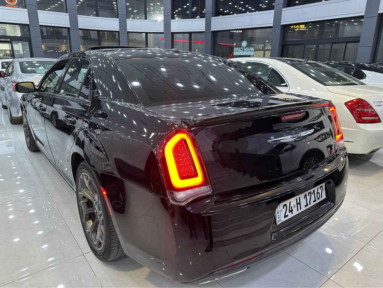 اوباما 2017 فول S300
بيها قطعه صبغ 
بدون دواخل و ايرباك 
بينو كم تعديل بارد صغير 
مواصفات 
مقاعد امامي هيتر 
سماعه بوس /دمام خلفي 
تشغيل عن بعد 
بانوراما 
سعرها 238 و مجال دهوك, العراق


**إذا كنت صاحب هذا الإعلان وتريد حذفه لأي سبب، رجاءا أرسل رسالة إلى الدعم الفني**