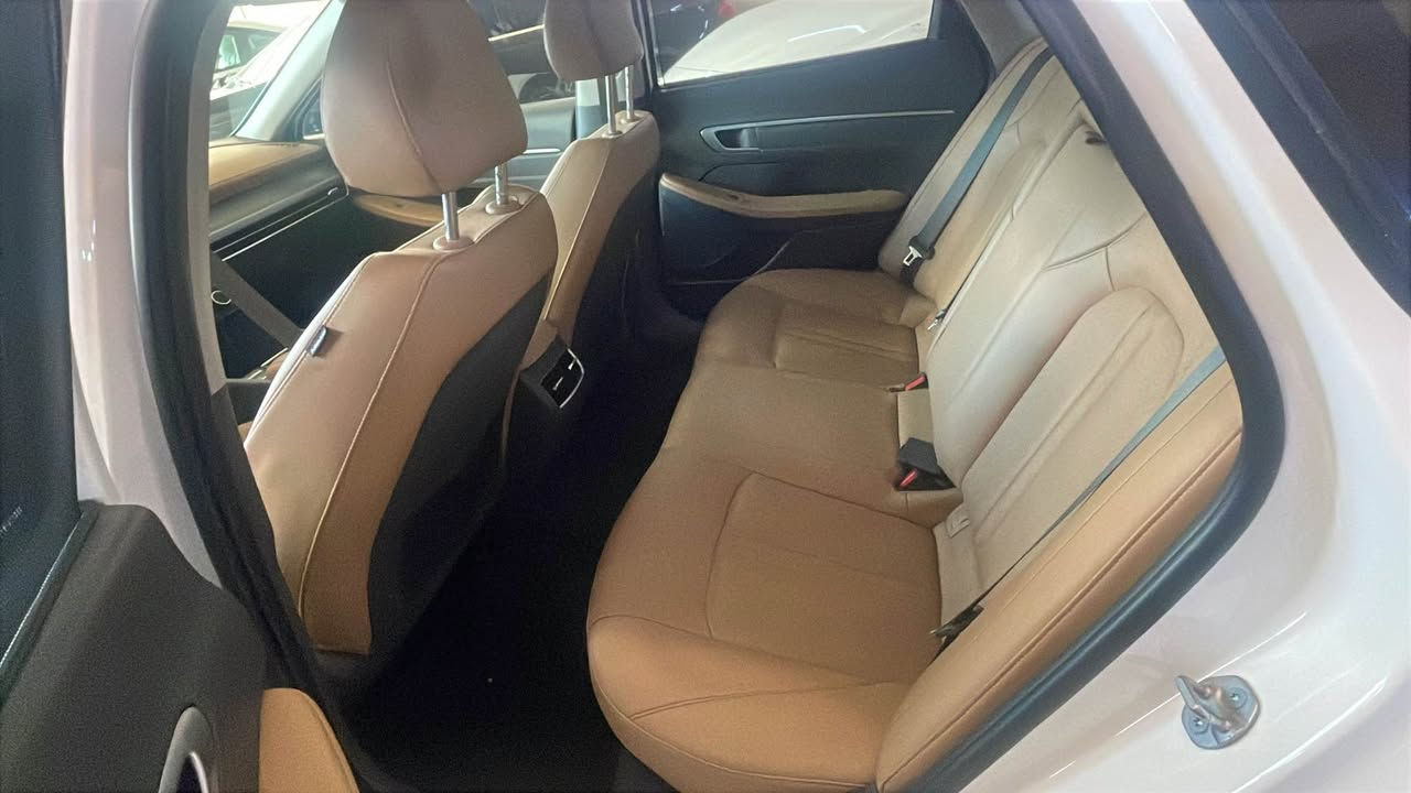 سوناتا هايبرد موديل ٢٠٢٤ فول مواصفات 
السياره خليجيه كفاله رقم اربيل 
السعر ٢٢٠ 
رقم *********** عمارة, ميسان
