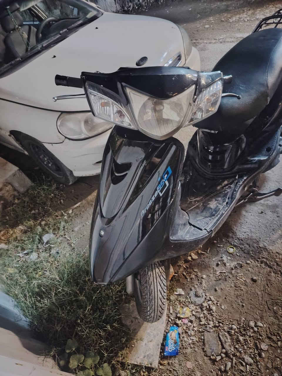 سلام عليكم
دراجه بريز بغبغاء نوزل
كفر تجاري
الدراجه حلوه بمعنه 
شلعه معدل
مكان بغداد سبع ابكار
السعر 850 
وبيهه مجال حك الجيه
ه/***********
