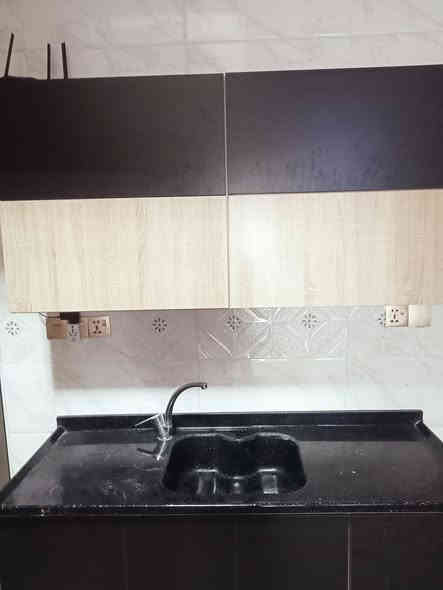 كاونتر تفصال جديد خشب ومرمر ثلاث امتار مع سنك وملحق مترين ونصف مرمر ابواب جكات خلاط حفر السعر مليون دينار الشعب حي التجار الاولى مقابل متوسط الجندي الباسل هاتف ***********
