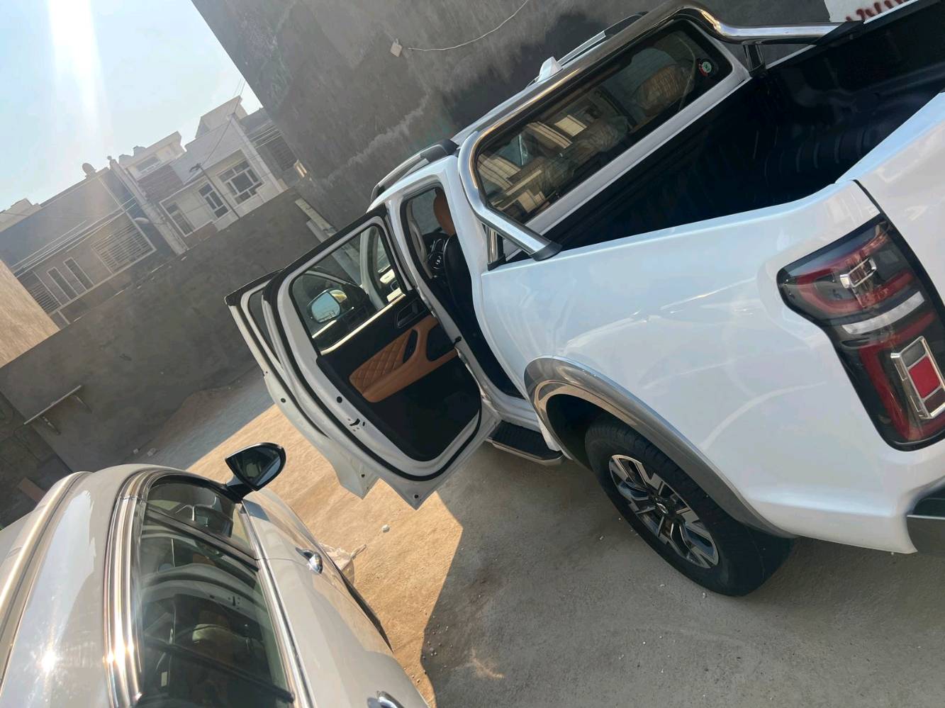 اسلام عليكم 
سياره بيكم باور مديل 2023
رقم بغداد 

السعر. 185$.  وبيها مجال


مكفوله من صبغ وبارد 
مواصفات السياره 
فتحه 
تدفئه سترين كشنات 
كشنات جلد 
تشغيل عن بعد 
فور ويل 
بانزين 
٣ سرعات 
تدفه تبريد
تبريد قطعتين 
كرسي كهرباء 
٢ سويج للسياره 
تخم تايرات جديد 
مرايات كهرباء 
نقطه عمياء 
كامرات محيطيه ٣٦ درجه
تحديد مسار 
بصمه ابواب 
ماشيه ٥٨
سياره بلحقيقه احلى 
بيها ضمان شركه باقي سنتين
محرك كير صدر كهربائيات 
فيت بم 
سياره فول موصفات واحد على واحد
رقم الهاتف
***********