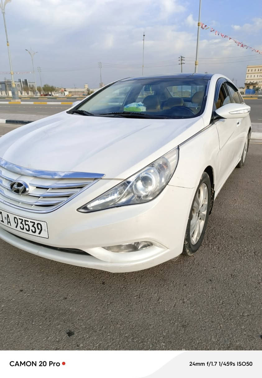 السلام عليكم
سوناتا خليجي
موديل 2011
مكفولة ماعدا بارد والسونار مرفق
بانوراما كشن كهربائي
شاشة اصل
رقم بغداد إنكليزي بأسمي سنوية لل2031
السعر 122 
للاستفسار ***********
