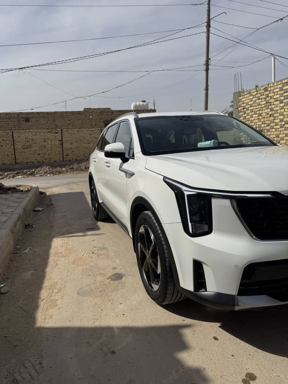 السلام عليكم
كيا سورنتو ٢٤
كفاله عامه 
رقم بغداد
ماشيه ٢٠
مكانها ديوانيه 
شركه دوليه 
***********
