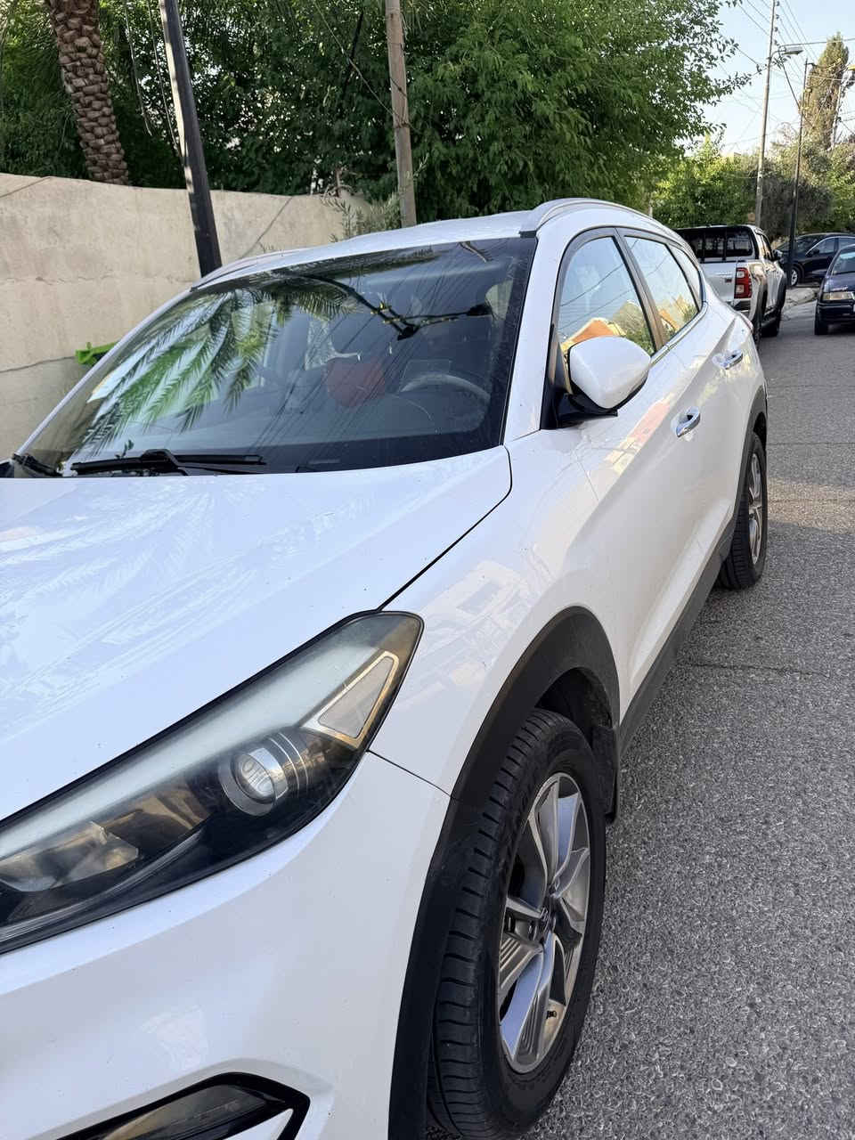 سيارة Hyundai Tucson2018 السيارة ماشية 169000 كيلو متر بيها جاملغ الخلفي جهت النفر بي بارد وصبغ وباقي الملاحضات موضحة بالصور السيارة رقم نينوى 
للسعر اتصل على 
***********

