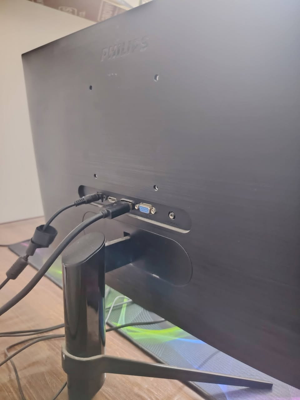 شاشة فلبس 1080x1920   144h ips
حجم 24 انج
شاشة ممتازة بكل المقاييس الوانها ودقتها وسلاستها رهيبة للبيع ب ١٣٠ مكاني بغداد منطقة المعامل


**إذا كنت صاحب هذا الإعلان وتريد حذفه لأي سبب، رجاءا أرسل رسالة إلى الدعم الفني**