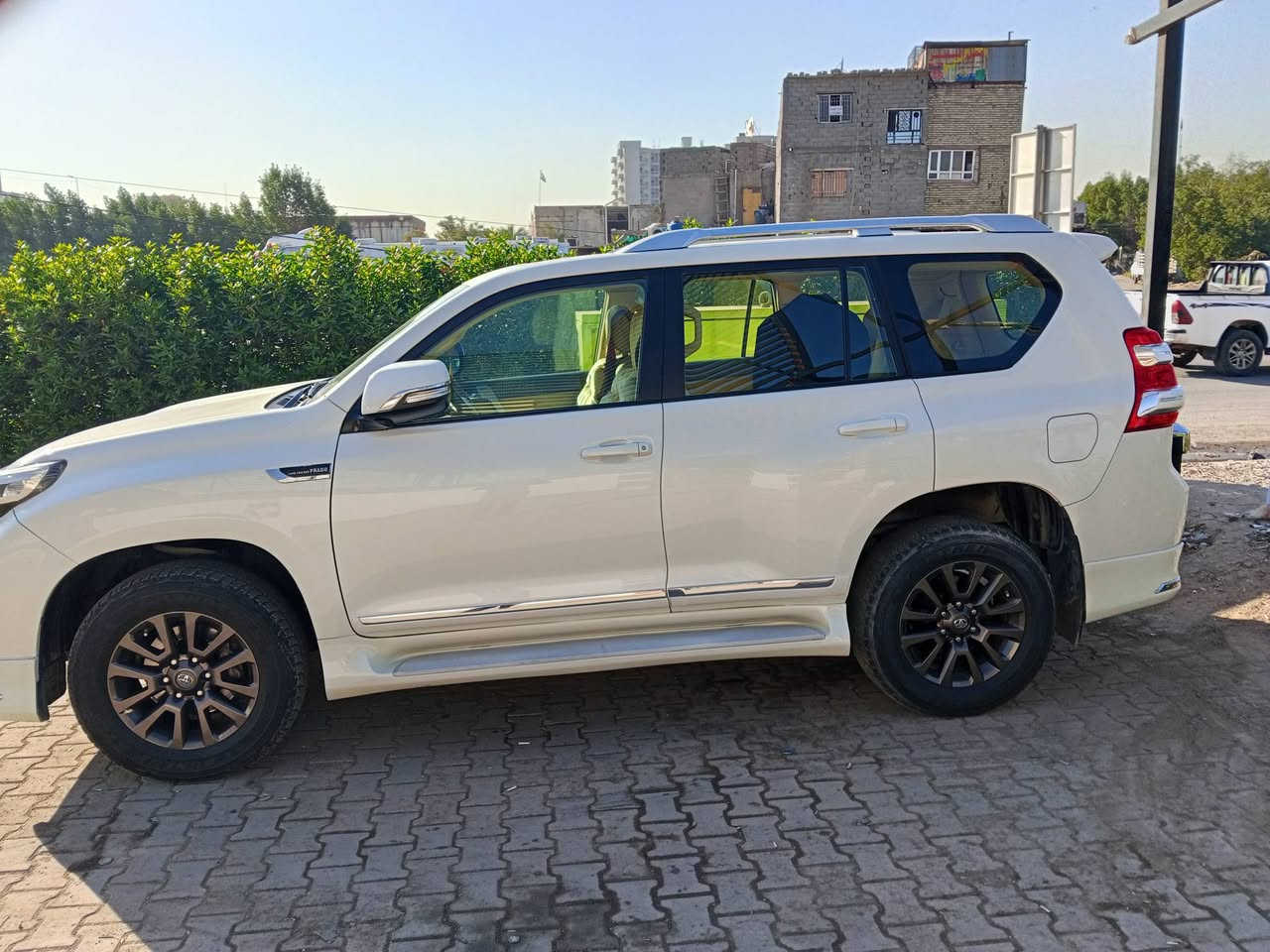 فبرادو موديل ١٧للبيع موصفات vxفول موصفات السعر، ٣٣٥ مكاني بغداد السياره بسمي رقم الهاتف ***********
