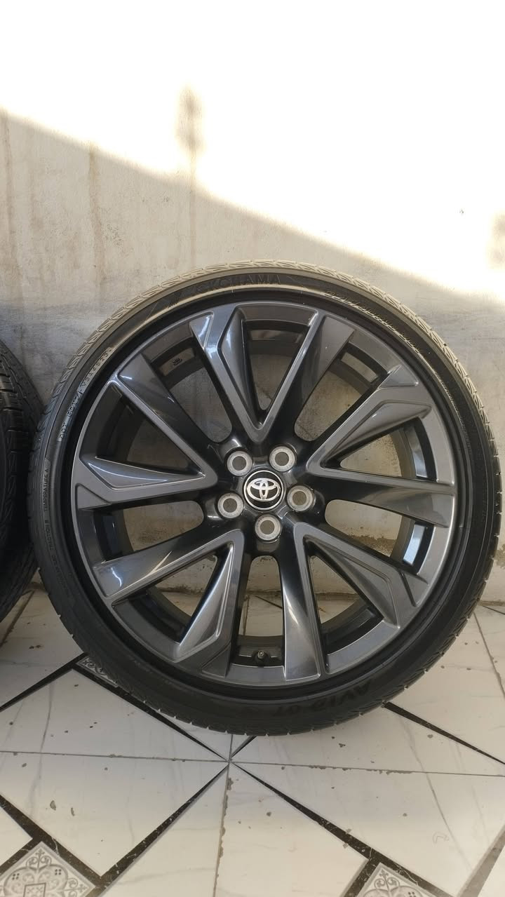 اسلام عليكم اخوان سعر 375 الف كلش مناسب واصل وجب جديد طخم ويل تايرات حجم18 شريكة أصلي بلادي مال كورلا XSE موديل 2023 لا كسر لا لحيم لا عواج طخم تايرات يوكوهاما 225/40/18سعر طخم 375 الف اخوان ويل يرهم عل LE عنوان كركوك قادسي أو لا يم نادي سولاف رقم اسيا بي واتساب *********** ***********
