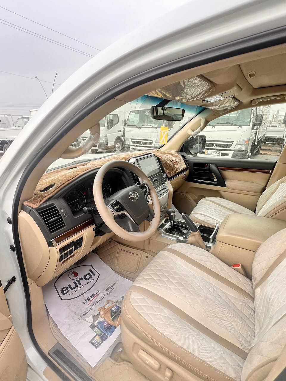 يالله السلام عليكم 
للبيع جكساره لاندكروز موديل 2016محدث 
السياره مكفوله كفاله عامه من اي شخط 
السياره تخبل بمعنى الكلمه كلشي مناقصها 
حساسات بصمه 
تحكمات استيرن 
محرك سته سلندر 
سبعه راكب 
السياره تخبل بل حقيقه 
سعر السياره 465وبيها مجال للاستفسار الاتصال على الرقم 
***********علي المعموري 
عنوان السياره ديالى ناحيه جديده الشط شركه فاضل خيري مقابيل مدخل حي الفرات
