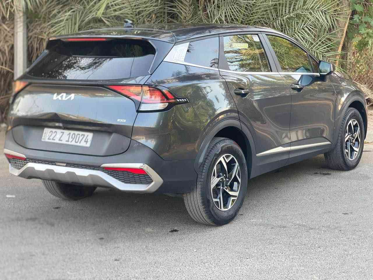 #السلام_عليكم 
#_للبيع_فقط👇🚘 

_________________________ 
- كيا سبورتج KIA SPORTAGE 2023
- وارد امريكي
- مكينه  2500 GDI
- ماشيه 39 الف 
- السعر 179
المواصفات :- 
* فور ويل 
* شاشه  حجم الكبير + كامرا 
* سايد بريك بصمه 
* تحديد مسار + قياده ذاتيه 
* رادار امامي + خلفي  
* قطعتين تبريد 
* 4 وضعيات قياده 
* اوتو هولد 
* تحكم  ستيرن 
* هيتر كشنات 
* مانع انحدار 
* حساسات خلفيه 
* اوتو ستوب 
- حادث السياره جاملغ + بنيد 
- طخه بقبق الصندوق واضحه بالصور 
- صور الحادث مرفقه 
- مكان السياره بغداد   
- للاستفسار 
- *********** بغداد, العراق
