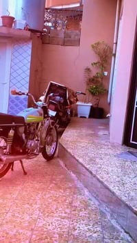 ٣٠٠ سي سي • موديل ٢٠١٥ • خاص