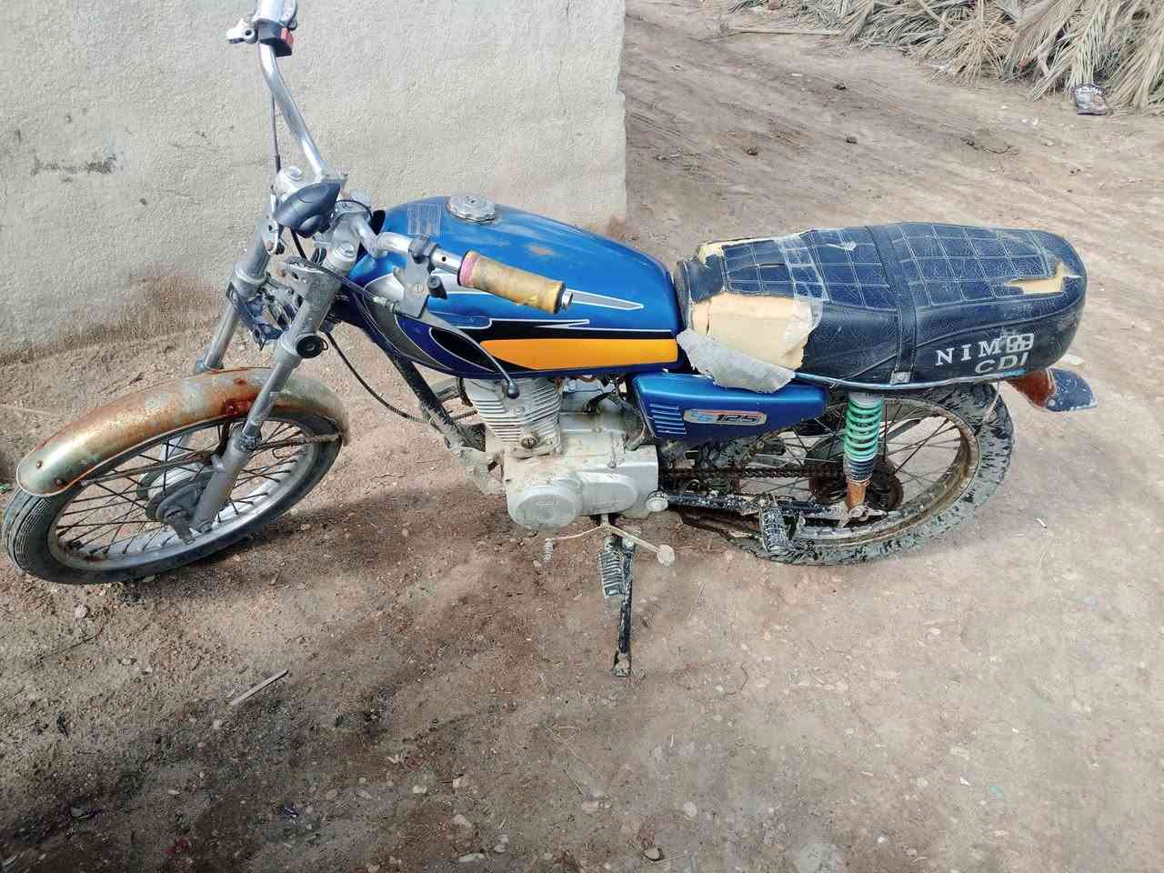 سلام عليكم دراجه البيع عوزه كشن وتانكي كلك بيه بليته سعره 225وبيه مجال الشراي يجي خاص مكاني كربلاء طوريج *********** الشراي يجي خاص
