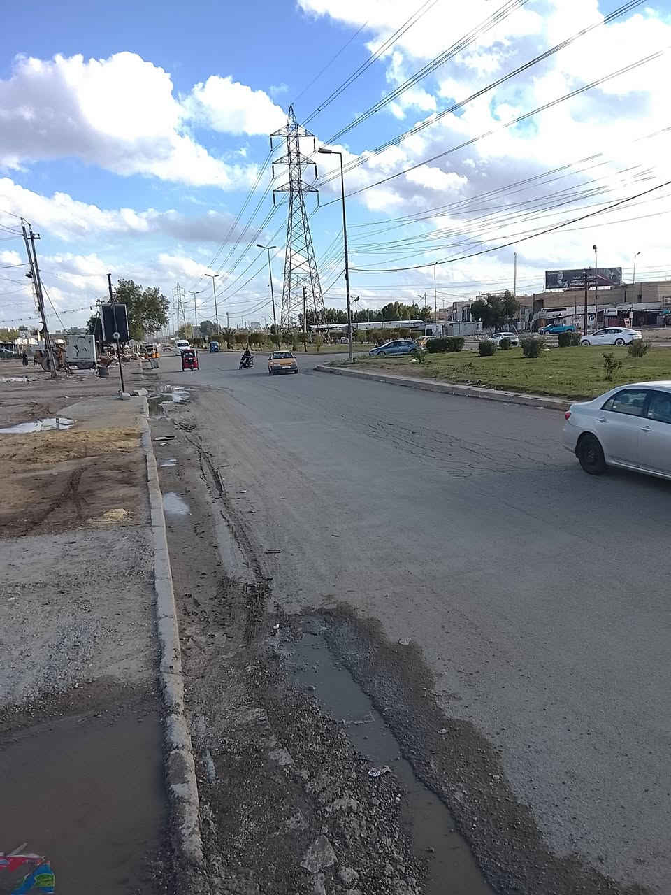 السلام عليكم قطعه ارض للبيع في الغزاليه مقابيل شارع المشجر سند 25 قرار محكمة المساحه  93 الواجهه 50.30/0النزال 18 الاستفسار الاتصال *********** السعر 65
