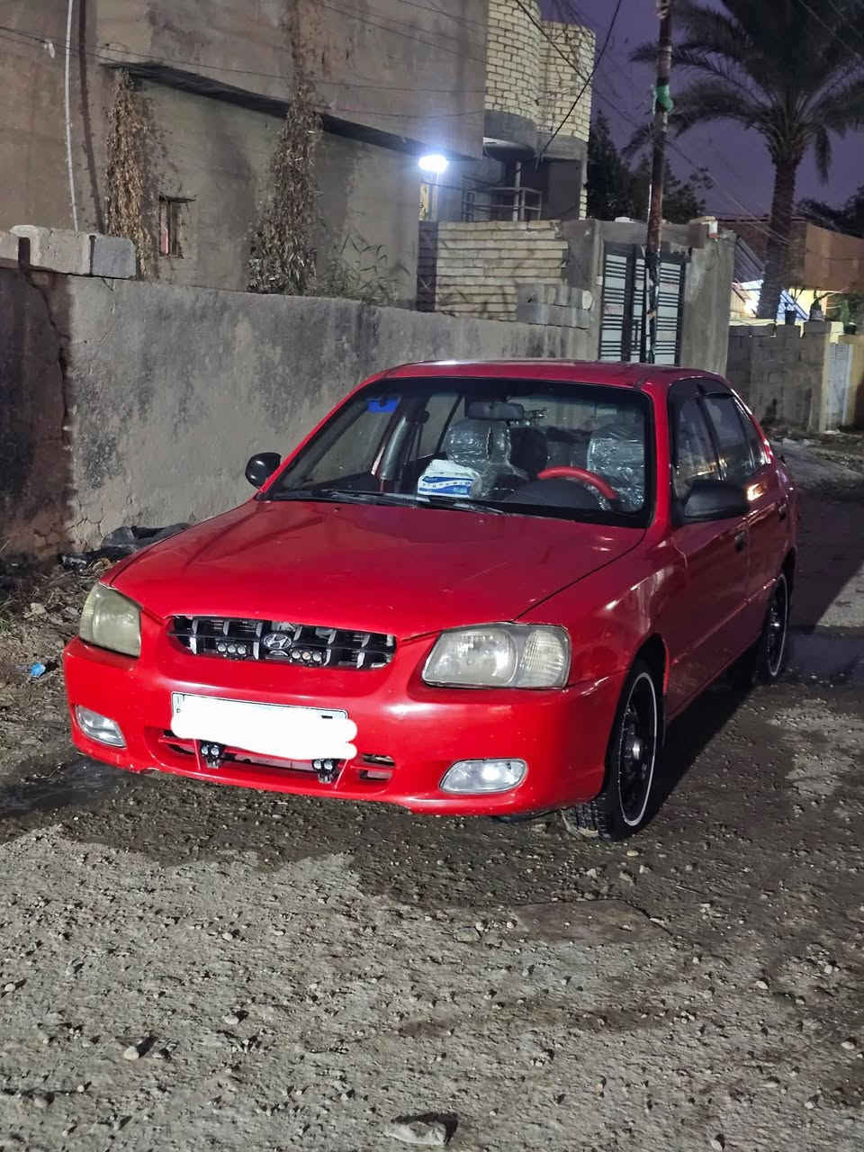 ***********
سلام عليكم سياره اكسنت فيره ٢٠٠١ رقم بغداد سنويه ٢٠٢٦ سياره حلوه وجاهز كير مكينه خير من الله سياره جاهزه من كلشي شاشه كامره كير عادي مكينه ١٦٠٠  سياره احلا من صوره تجي شوف بيعينك تبريد 🥶 تتفه 🥵  مكاني بغداد ابو غريب رقمي السعر ٤٥ ورقه

