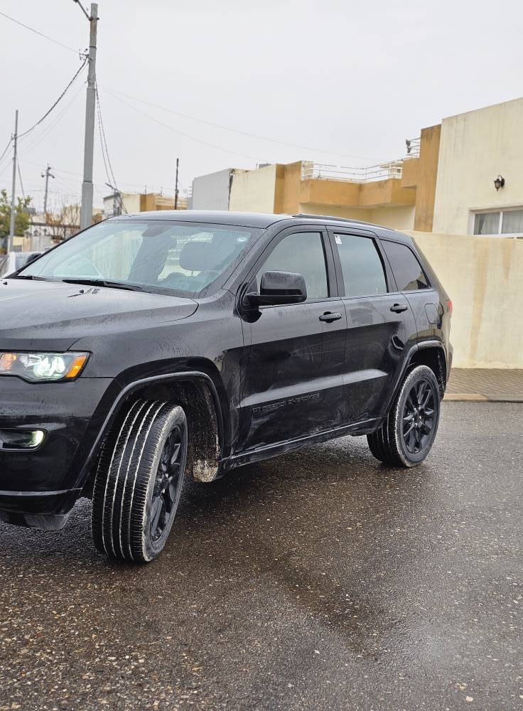 2 بارجه بي ژوري بي يرباك
٢٠٢٢
بلاك توب 
*********** مرغصور, أربيل
