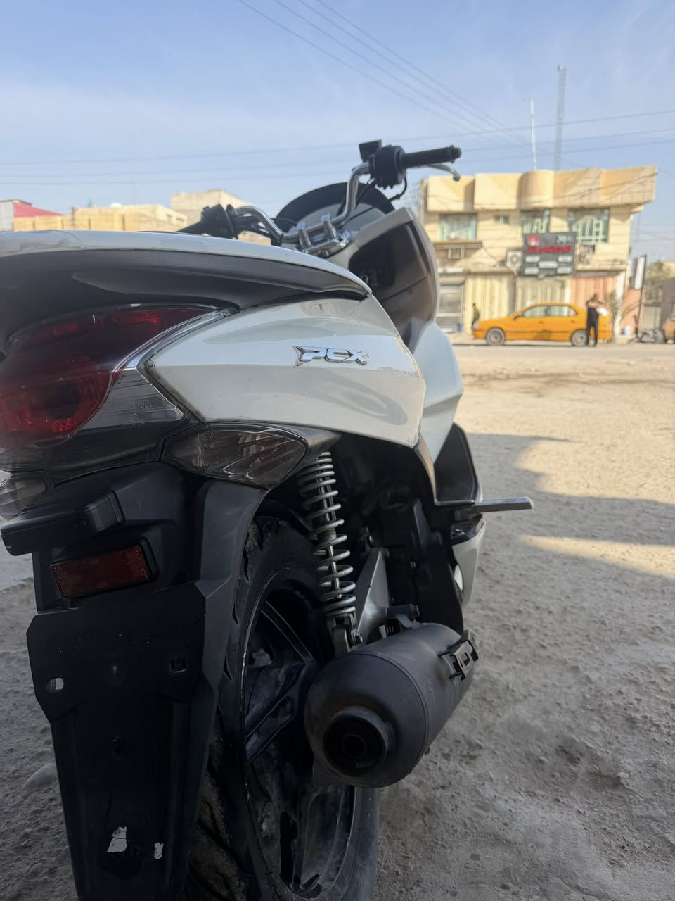 السلام عليكم دراجه بي سي اكس الجيل الأول 
دراجه نظيفه كلش نقصها بس كلجات
إذا مراوس عادي بجيل ثاني كون ياباني
دراجه ع الفحص تكلبها براحتك 
العنوان الأمين قرب شبكه الكهرباء خلف السده
هاتف ***********
