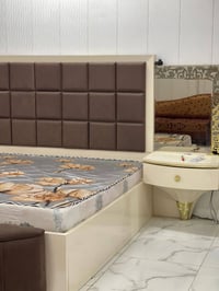 غرفة ضخمة • مساحة واسعة • للبيع