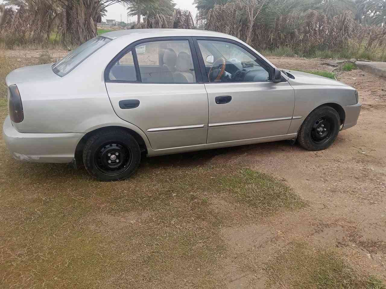 السلام عليكم اكسنت موديل 2000 سياره مكفوله كفاله عده الصبغ اثر جراد سياره جديده  وحلوه مانقصها شي الحمدلله جاهزه من كلشي تبريد ثلج تتفى مسجل سيدي وقرص غرفته كامله اناره دشبول كامله لايت فول 4 تايرات جدد كامله كهربايات كلها سياره مال بيت مامتعوبه جديده بمعنى الكلمة السعر 40 ابو 35 لاتخابرني رجآ  مكاني بابل المحاويل ناحيه الامام ***********
