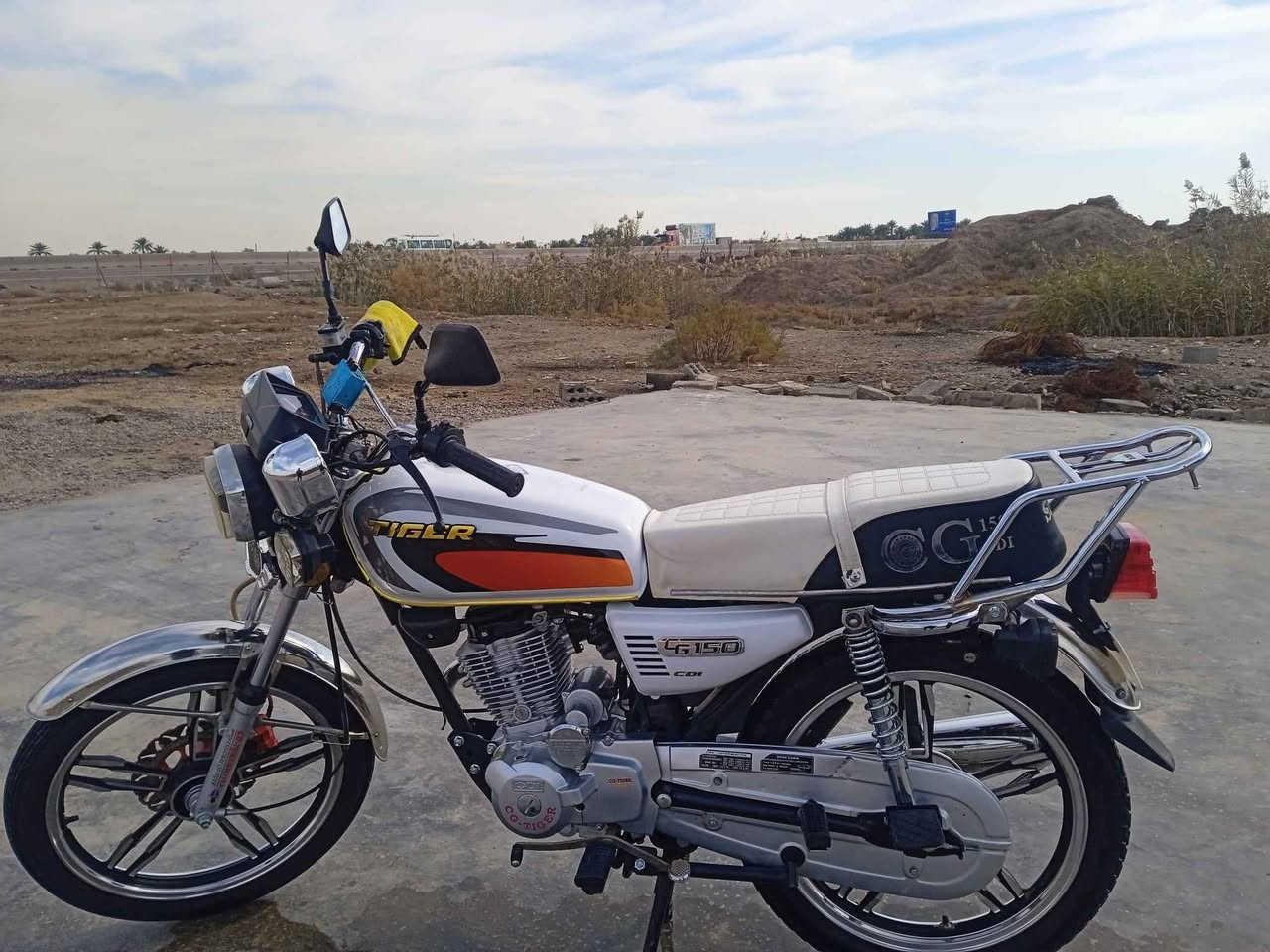 سيفان 2023 دراجه جديد ماشيه شي قليل سلف هندر نكره وحده كله جديد السعر 600 وبيه مجال بابل مشروع المسيب *********** Singapore
