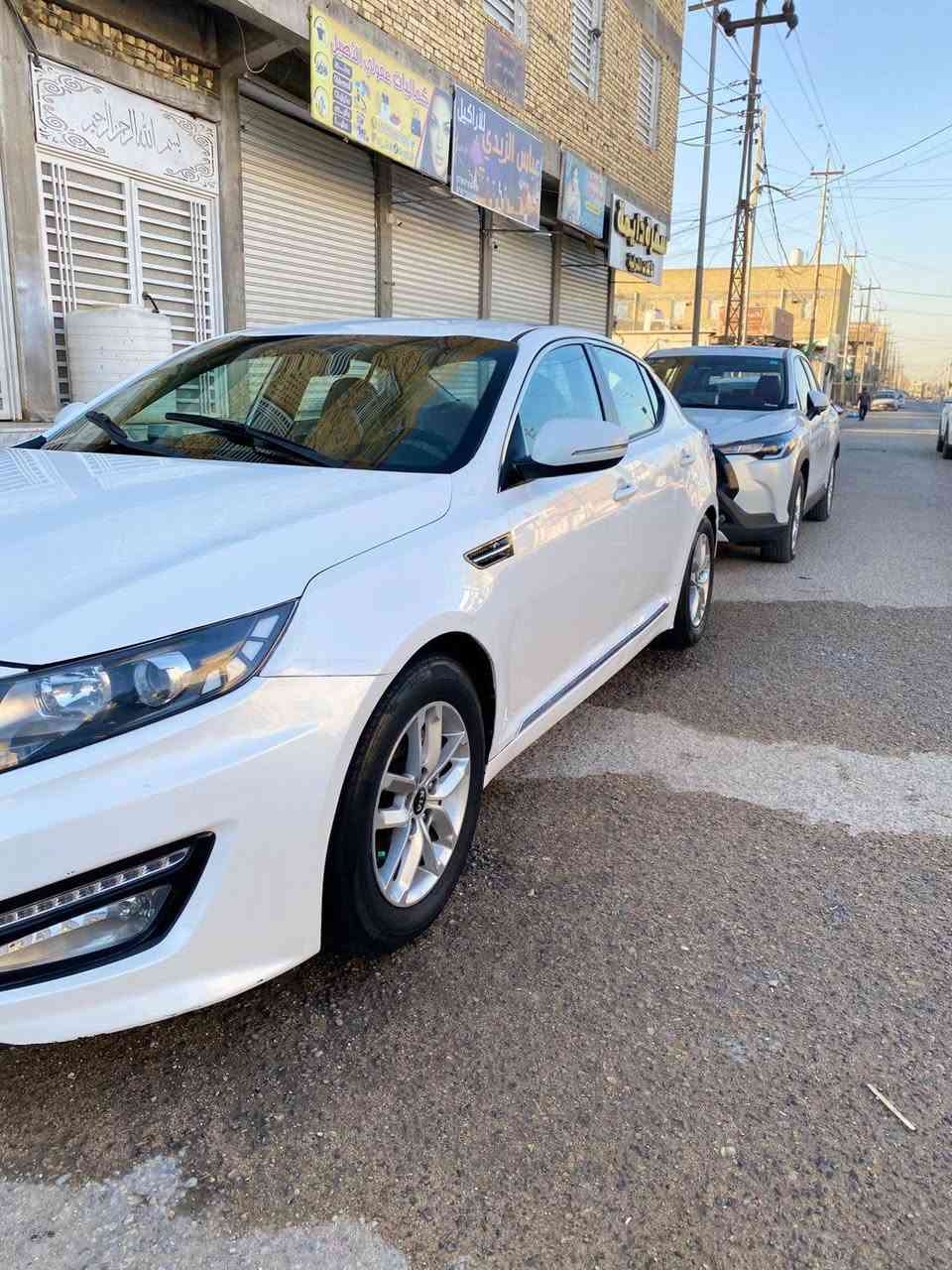 كيه اوبتيما ٢٠١٣
بيه قطعتين صبغ تجميل
بيه باردات مكانات محدده 
محرك ٢٤٠٠
سياره جاهزة كلش
ماشيه قليل مال جناي  
بيع ١٢٣ او مراوس 
*********** 
تفاصيل أكثر تعال خاص
