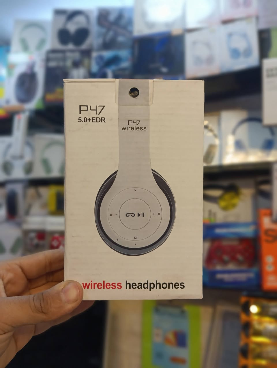 يتوفر لدى 
🔴 مكتب الامير 
🔴عرض خاص 
( سماعات P47 بسعر 4 الاف فقط🔥 )  
- بيع الهواتف 📞📞والاجهزة الالكترونية 
- اكسسوارات
- قرطاسية واستنساخ
- بغداد/الكاظمية/شارع الهبنة
- يوجد توصيل كاظمية 
- اوقات العمل من 🕖 9:00 صباحا الى 🕖 11:00 مساء
- للتواصل واتساب الرقم : ***********
