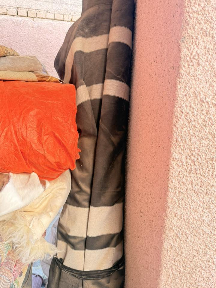 للبيع جادر طول ٢٠ عرض ٦ مع قماش جاونات مهابش وميز جمر ودلال وقماش سدو ومراگي تسگام وبلايود مكاني البصره القرنه  ***********
