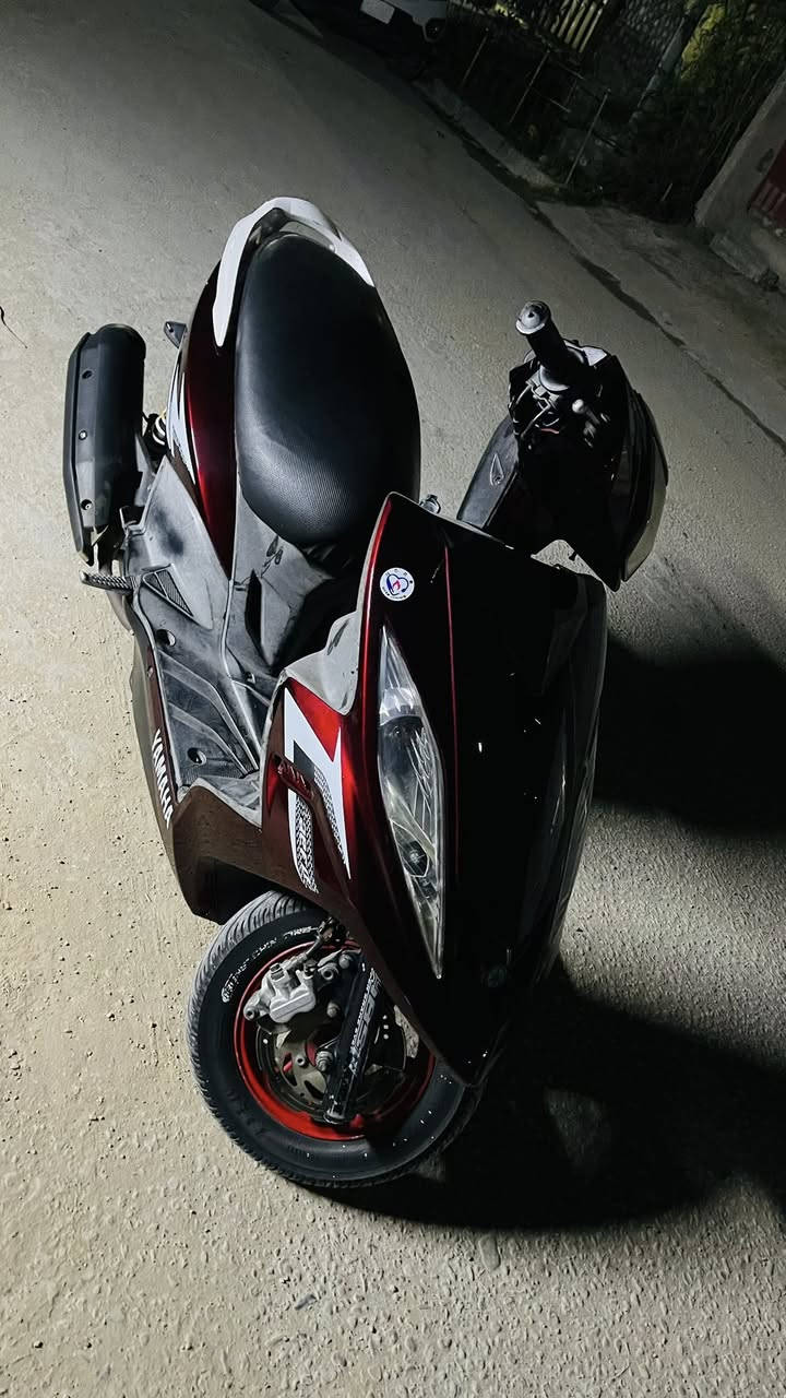 سلام عليكم 
دراجه gtr للبيع دراجه مكفوله من كلشي 
فقط كفرات جدد شلعه ومعدل الدراجه كلش قويه 
عداد شغال بس الاولوان متوقفه 
دراجه سعرها ٨٠٠ وبيها مجال حك الجيه 
مانكاني بابل اسكندريه


**إذا كنت صاحب هذا الإعلان وتريد حذفه لأي سبب، رجاءا أرسل رسالة إلى الدعم الفني**