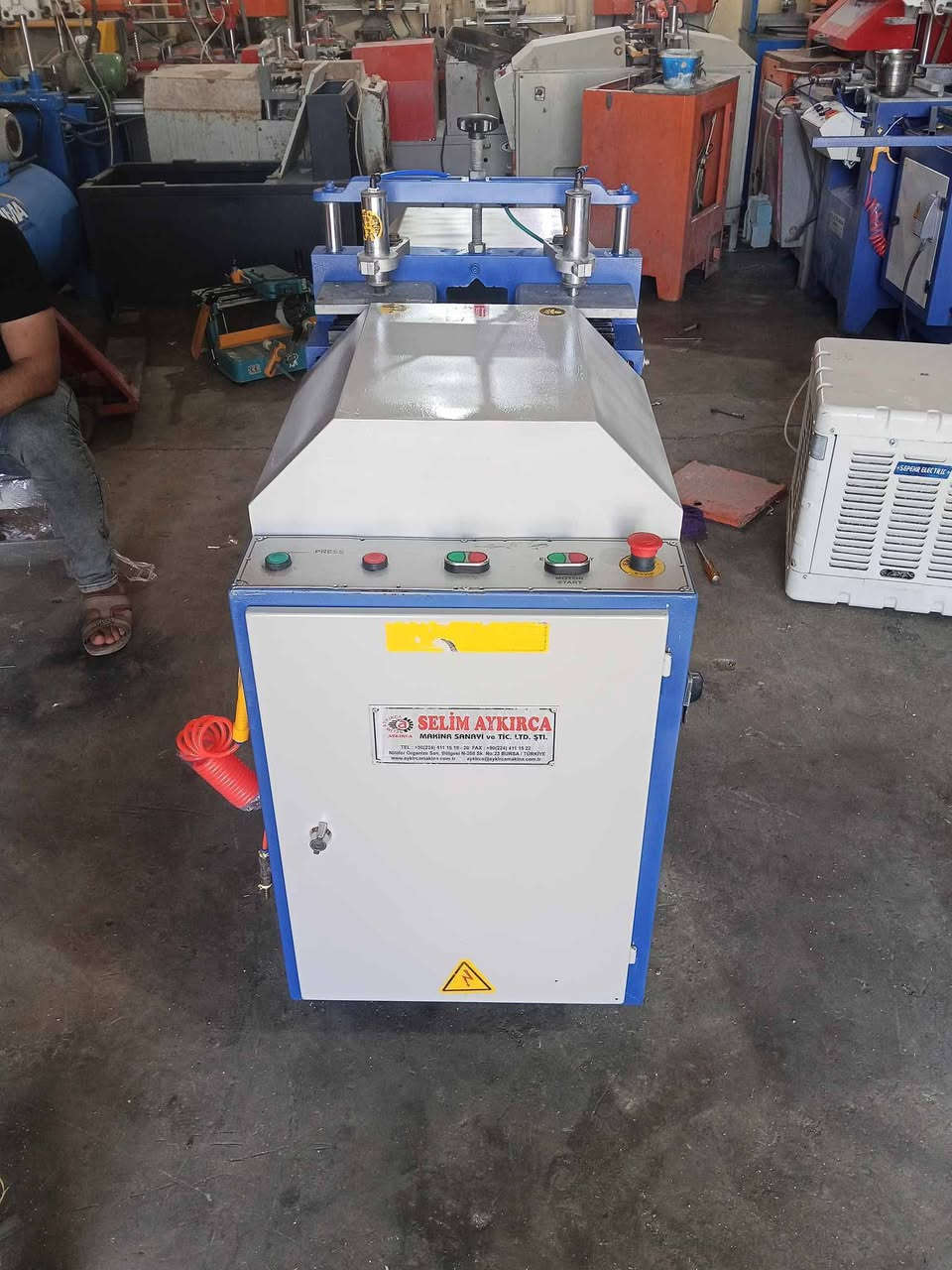 ماسكه سليم لل بيع المكان سليمانية يوجد توصيل لعد جميع المحافظات العراق ***********
