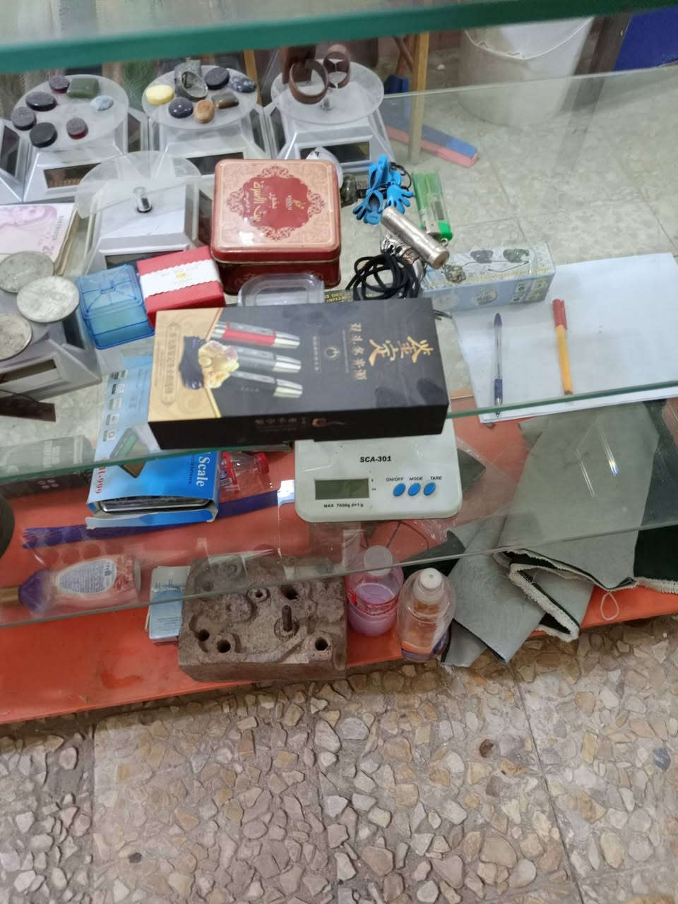 من رخصة الادمن اغراض صيانه للبيع تواصل على الخاص


**إذا كنت صاحب هذا الإعلان وتريد حذفه لأي سبب، رجاءا أرسل رسالة إلى الدعم الفني**
