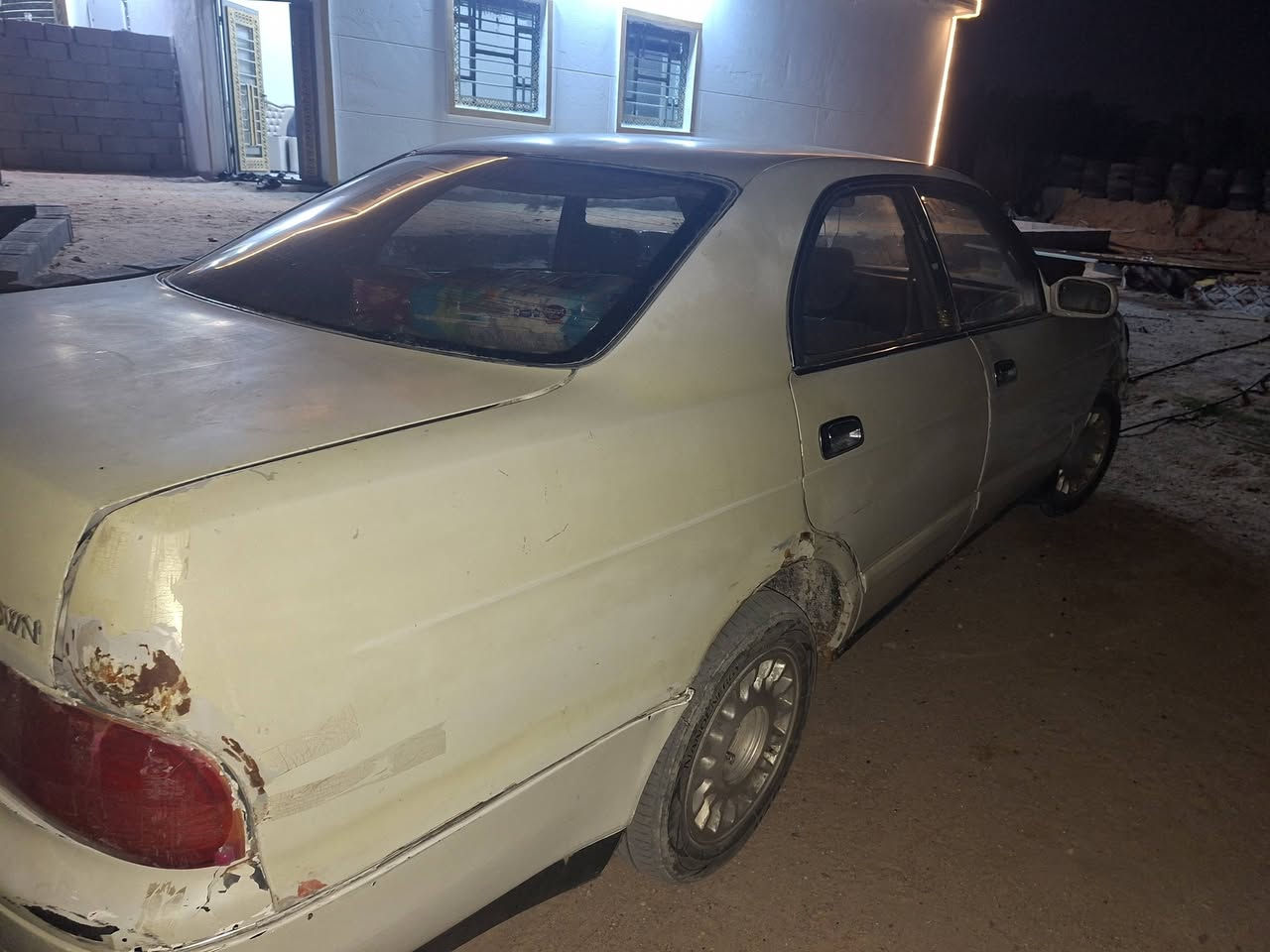 سلام عليكم سياره بطه منتصل موديل 1992مكينه جديده توني شادها سنويه 2030 رقم جديد دولي مداور ثاني يوم سعر 36وبيها مجال لاستفسار ***********
