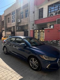 ٢٠١٨ موديل  صبغ قطعه وحده فقط قبغ الصندوك   ماشية ١٨٦ الف كم كير مكينه...