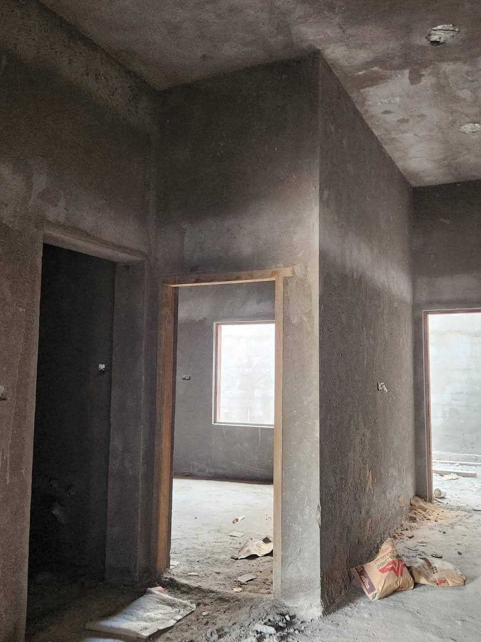 بيت للبيع في التنومة حي الصادق مجاور حي الموضفين شارع ١٠ م مساحة البيت ٣٠٠م البيت  طابو زراعي سند ٢٥ كامل  تأسيس كهرباء ومجاري وماء ناقط بياض وسيراميك يحتوي على ٤ غرف  نوم بنظام سويت   وغرفه فوك ومجمع صحيات  وحديقة خلفيه وامامية وديوانيه وهول وصاله كبيرة تهويته ممتازة والمنطقة متوفر بيهه كل الخدمات سعرة  ١٨٠ وبي مجال.
بيت للبيع في التنومة حي الصادق مجاور حي الموضفين شارع ١٠ م مساحة البيت ٣٠٠م البيت  طابو زراعي سند ٢٥ كامل  تأسيس كهرباء ومجاري وماء ناقط بياض وسيراميك يحتوي على ٤ غرف  نوم بنظام سويت   وغرفه فوك ومجمع صحيات  وحديقة خلفيه وامامية وديوانيه وهول وصاله كبيرة تهويته ممتازة والمنطقة متوفر بيهه كل الخدمات سعرة  ١٨٠ وبي مجال.
للتواصل ***********
