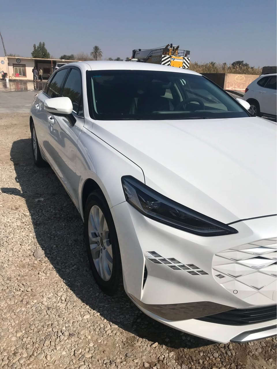 السلام عليكم:
كيا كي8 وارد كوري غاز للبيع .
السيارة كفالة عامه وشرط السونار رقمها واسط  بأسمي سعرها 218 وبيها مجال قليل.
مكان السيارة الكوت.
*********** دهل اوران, واسط
