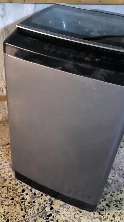 السلام عليكم 
يوجد غراض بيت مستعمله للبيع نضيفه كلش 
غساله هايسنس 14 كيلو باب اعلى
مبرده عاموديه برو الحجم الكبير 
سخانات عدد 2 واحد مستعمل واحد جديد 
جربايه نفر والدوشك مالتهه جديدات 

للحجز مراسله الرقم او الاتصال ***********
