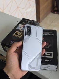 انفينكس GT ٣٠ برو • ٢٥٦/١٢ • ملحقات كاملة