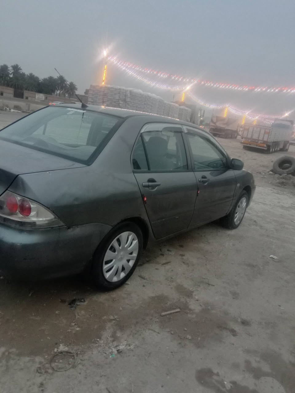 السلام عليكم 
للبيع لانسر بومه موديل 2011 محرك 1500قبق ابيض محرك وكير خير من الله تبريد ثلج تدفئة شغاله كهربايئاتها كلها شغاله رايده 78 وبيها مجال بسيط مكاني عويريج قرب علوى الرشيد رقم الهاتف ***********
