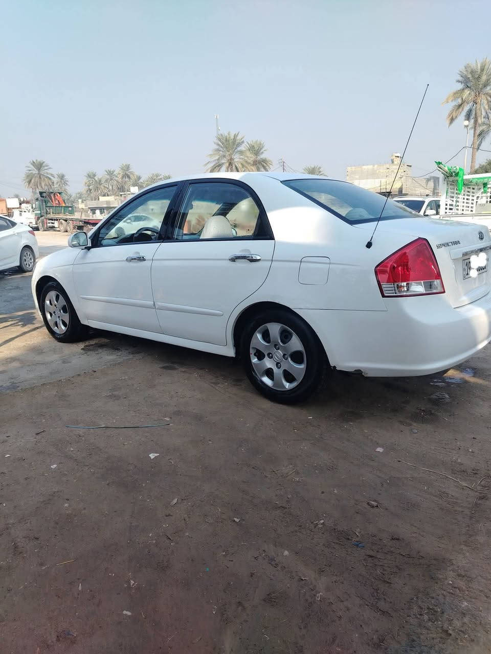 سلام عليكم سبكترا موديل 2008 رقم كربلاء مكفوله بيه بس قطعه وحده بلادي بدون صبغ السونار موجود بل منشور كير محرك مكفول مكان السيارة كربلاء الحسينيه الوند  سعر 98 وبيه مجال رقم ***********
