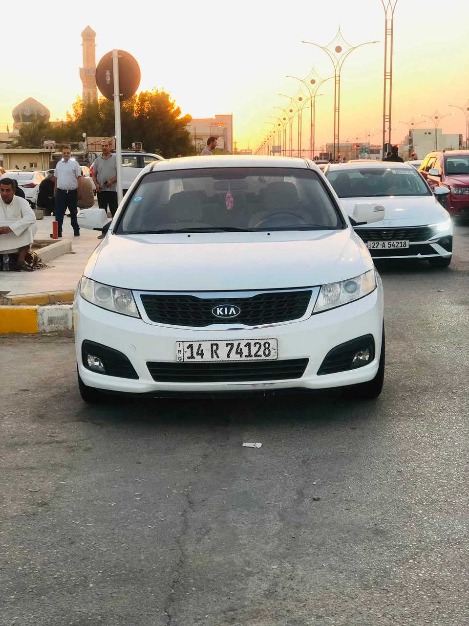 سلام عليكم ابتيمه 9 خليجي السياره جاهزه بيه رشات بصيطه السياره فتحه مرايات شفط عده البصمه السعر 105وبيه مجال تحويل ثاني يوم مكاني ذي قار ***********
