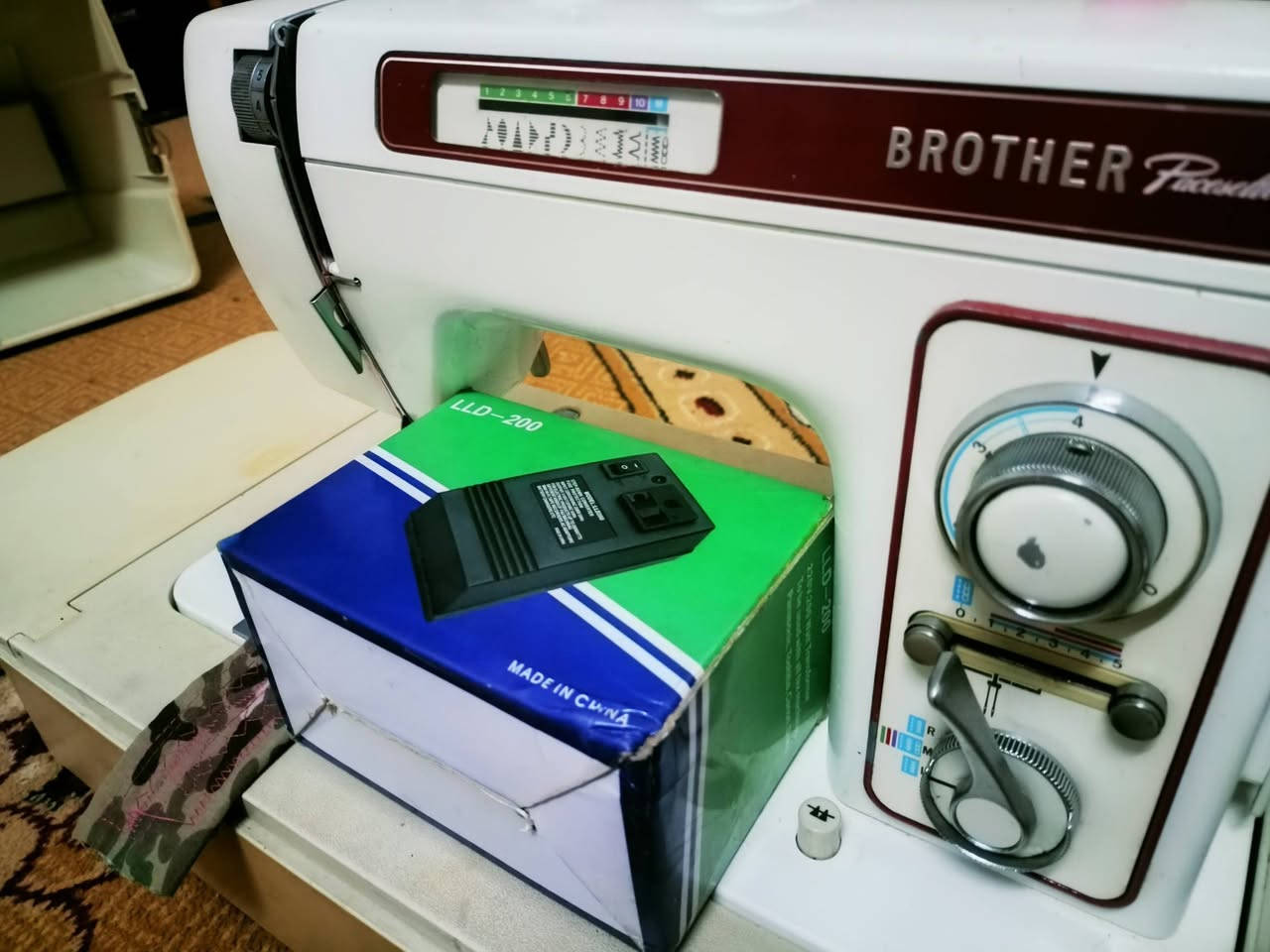 مكينه برذر نضيفه حيل ما داخله تصليح شرط مطور دواسه اصلي جنطه***********
***********
