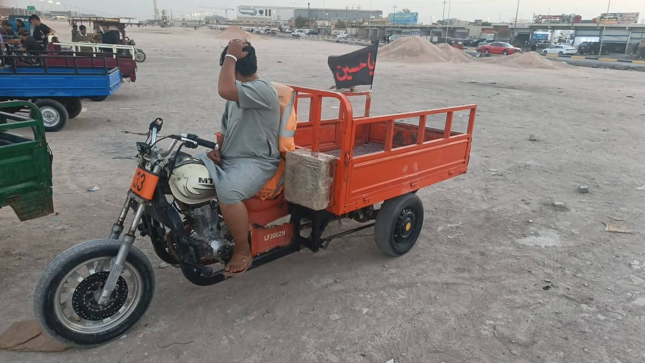 السلام عليكم ستوته رقم للبيع مكانه بصره حيانيه رايتها ستوته قفلها مليون و700 جاهزه طق سويت واطلع بالتصوير شي بالليل من تجي احلى من التصوير🌚_-_***********
***********-•_-_؛'
