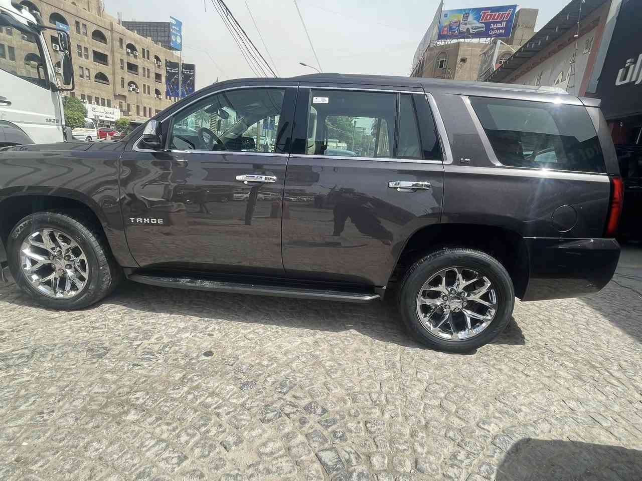 السلام عليكم اخوتي تاهو خليجي ١٥ LS مكفولة من الصبغ
ماشية ١٦٩ الف رقم اربيل
السعر (٣١ ) الف قفل
العنوان بغداد/ الزعفرانية
للاتصال/ 
***********
