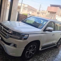 لاندكروز • ٤٠٠٠ V6 • ٩٧ ألف