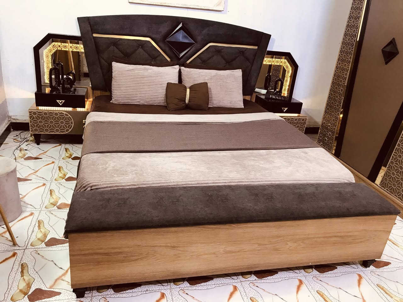 غرفه نوم تركيه نظيفه جدا ٩قطع ب ٨٥٠ وبيها مجال بسيط مكان بغداد


**إذا كنت صاحب هذا الإعلان وتريد حذفه لأي سبب، رجاءا أرسل رسالة إلى الدعم الفني**