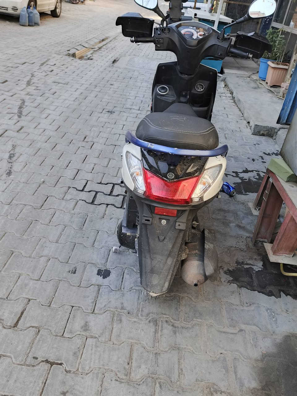 السلام عليكم اخون دراجة اكزز للبيع ومراوس ب فورزا *********** بي واتساب
