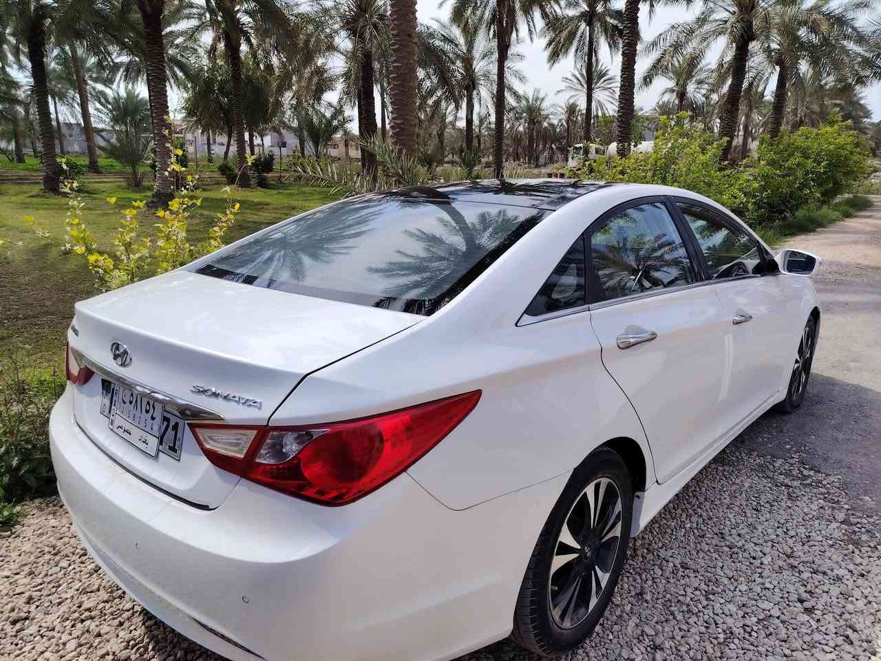 البيع سوناتا موديل ١١ رقم بغداد خليجي فول موصفات بيهه باب خلفي مبدل اصلي ودور صبغ ٢٤٠٠ سعر ١٠٧ مكاني بابل ***********
