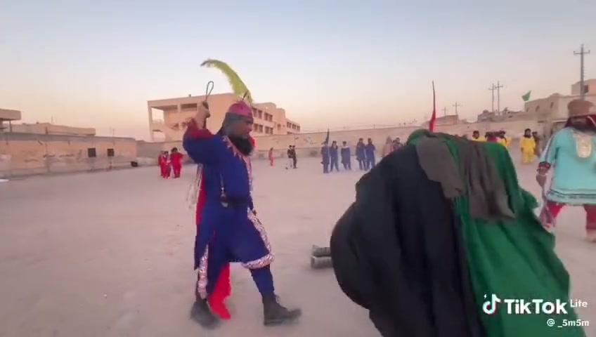 تنطلق حملة وسام حميد غداً يوم الإثنين الى كربلاء المقدسة 

                   غدآ يوم دفن الأجساد 
               --------------------------------------
              الانطلاق الساعه (  4 ) صباحا 

              العوده الساعه.   ( 3 )  عصراً 
            -----------------------------------------
              سعر النفر.         (  6  ) آلاف فقط 
                  
            
             ------------------------------------------
          للاتصال على الرقم (  *********** )
@إشارة   إشارة الأصدقاء
