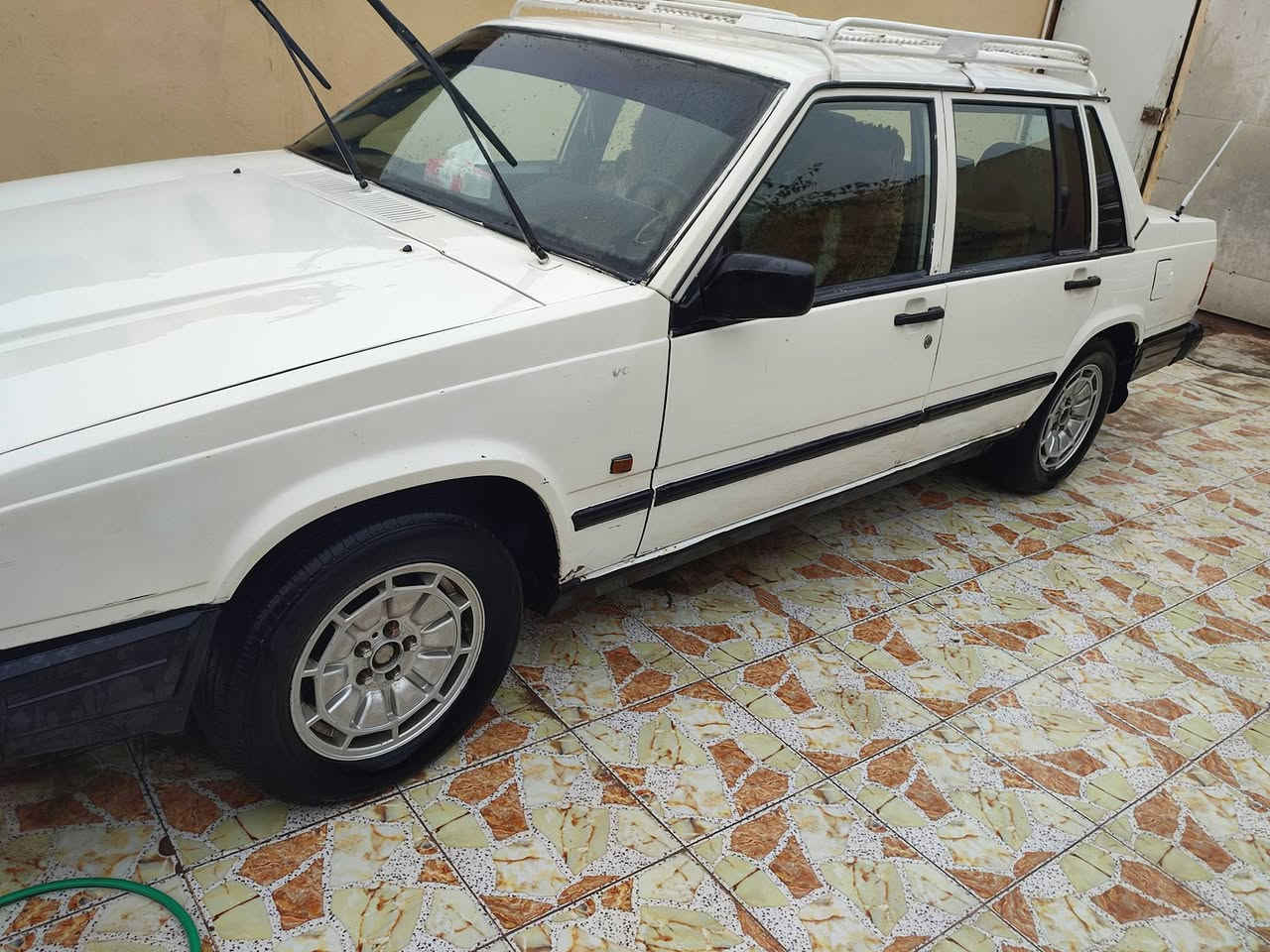 فالفو 740 مديل 89 مكينة بخاخ جديدة كير اوتوماتيك حدادية حلوة تخم تاير جديد كهربائيات  كل شغالة رقم نجف سنوية جديدة 2028 سيارة حلوة وجاهزة مكانها ديوانية قضاء المهناوية السعر 38 وبيها مجال قليل *********** بيع او مراوس
