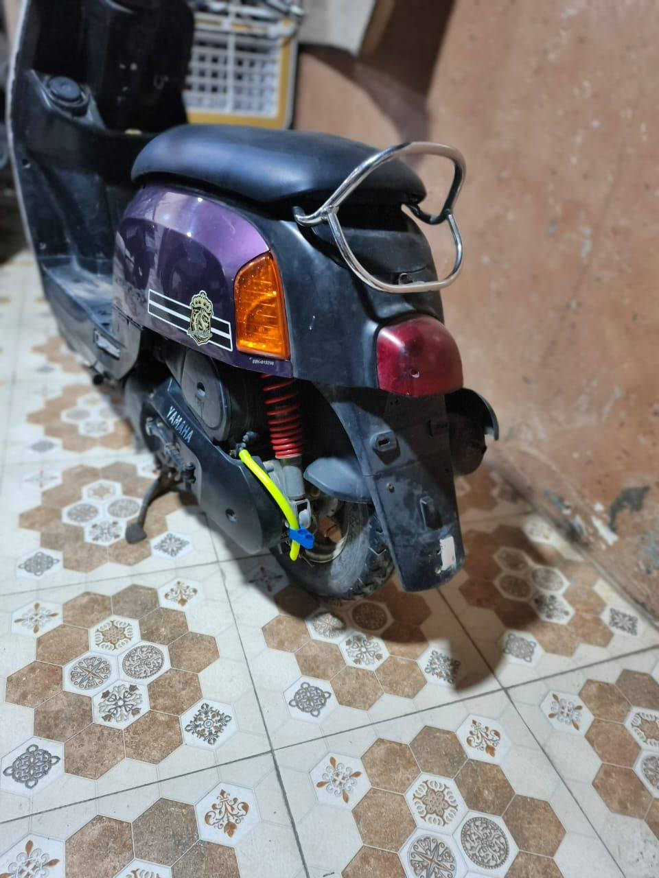 يالله سلام عليكم بوليسي كابريتر ناعمه بشكل شلعه معدل فول وشرط بصفه متسمع صوته وشرط كلهة ختم من جنطه للايت رايدهة ٦٠٠ بي مجال مكاني تقاطع القدس ورقمي ***********
